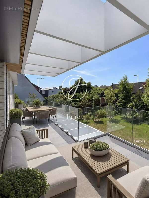 Marcq-en-Baroeul - CENTRE - Appartement à vendre - 4 pièces - 154 m² - 3 chambres - Terrasse - Deux box - photo 9