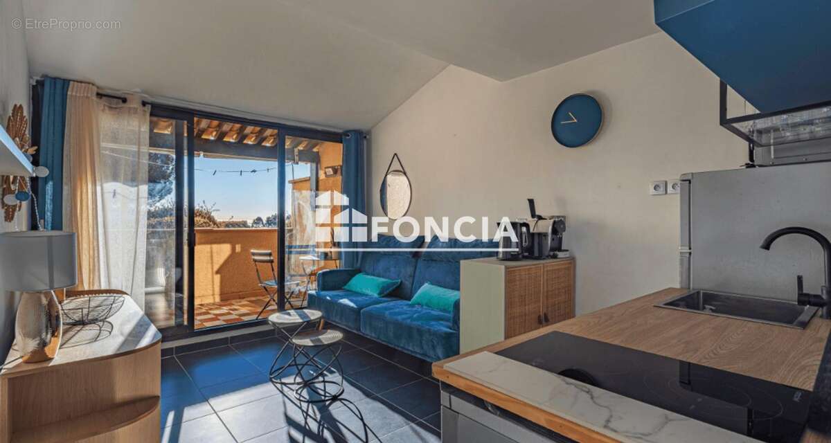 Appartement avec coin nuit - sylvabelle - vue mer - residence calme avec piscine - plage gigaro a pieds - la croix valmer - photo 2