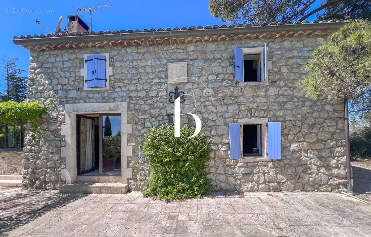 Propriété avec vue exceptionnelle - photo 33