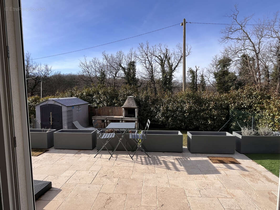 Maison à SAINT-VALLIER-DE-THIEY