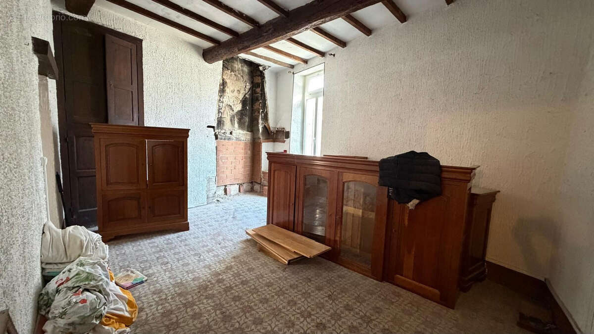 Maison à PARAZA
