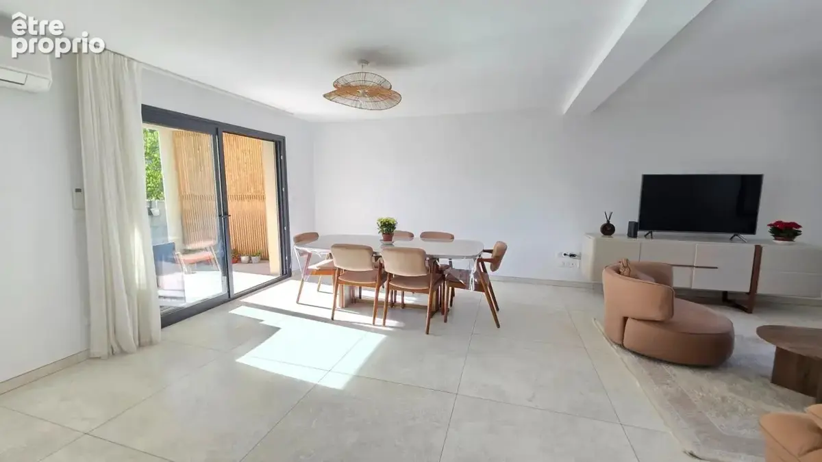 Exclusivite aristide briand /ester maison de type 7 recente avec jardin - t2 locatif et dependance - photo 3