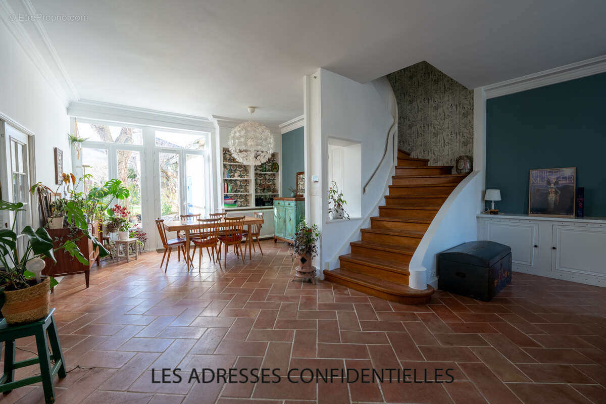 Maison à IRIGNY