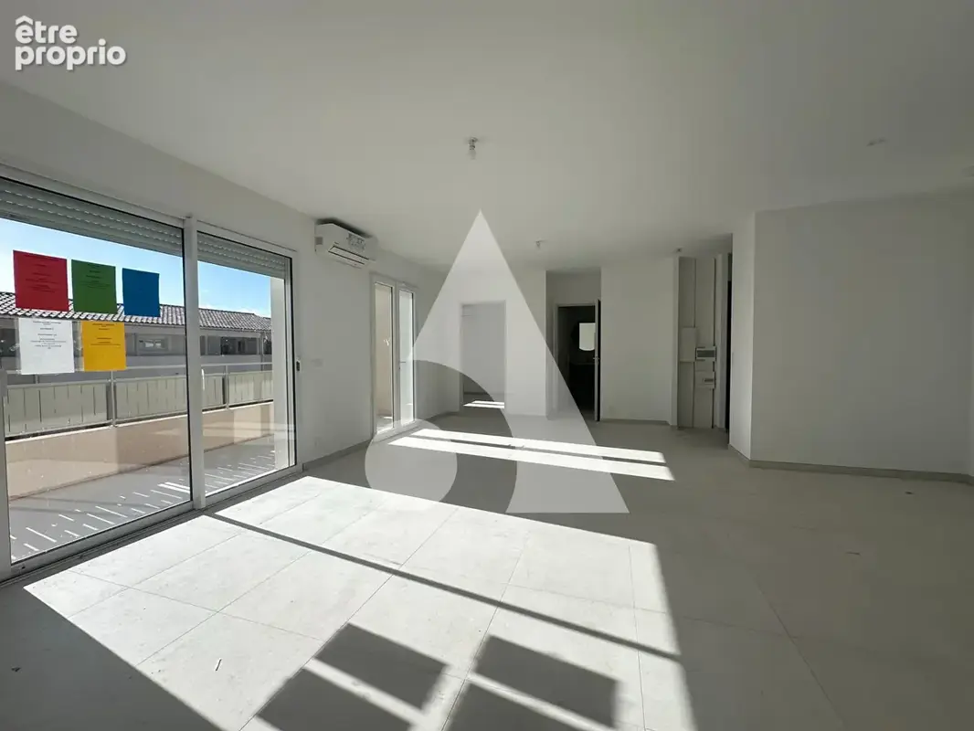 Villelaure - Appartement T3 avec 2 terrasses+ 2 places de stationnement - photo 4