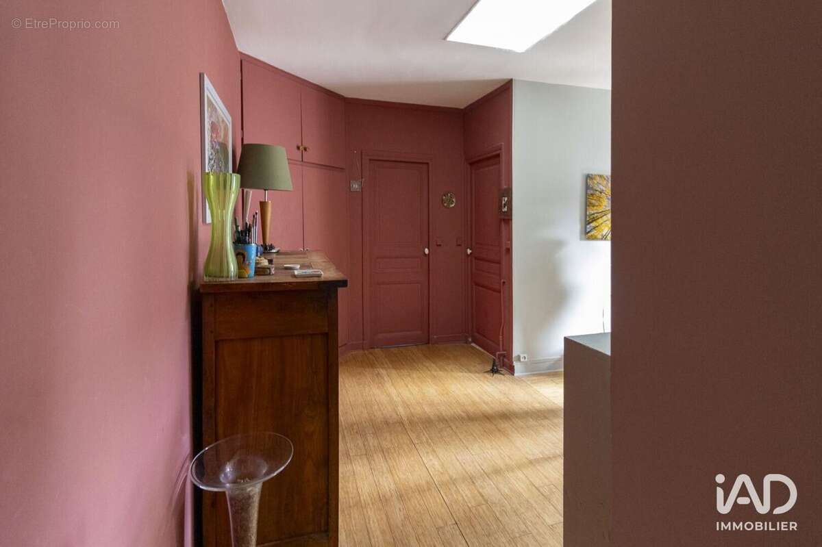 Photo 9 - Appartement à PARIS-18E