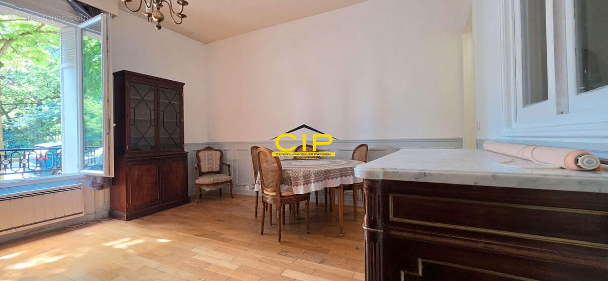 Appartement à PARIS-19E