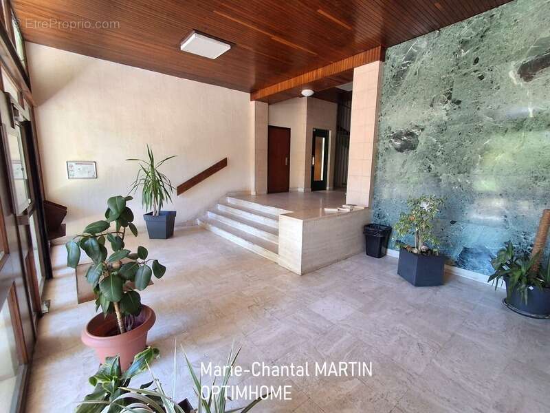 Appartement à MARSEILLE-8E