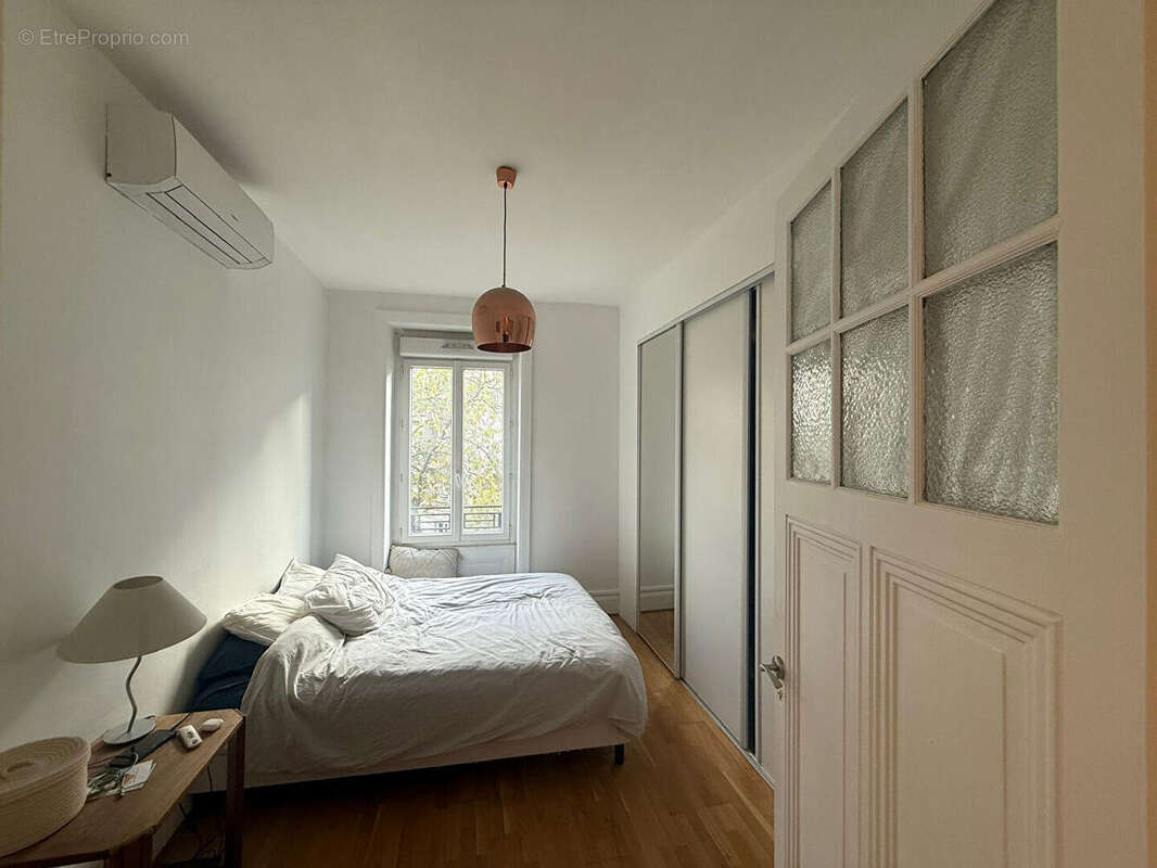 Appartement à LYON-8E