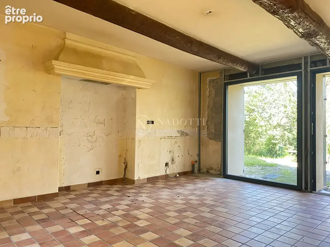 Mas à Cabrières D'Avignon avec terrain constructible. - photo 8