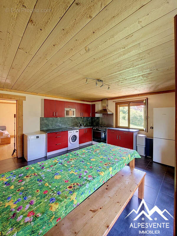 Appartement 101 m² à Morzine  - photo 4