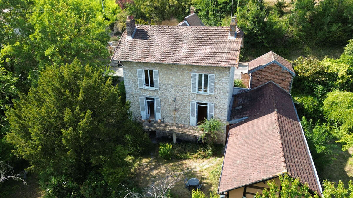 Maison Giverny 7 pièce(s) 220 m2 - photo 2