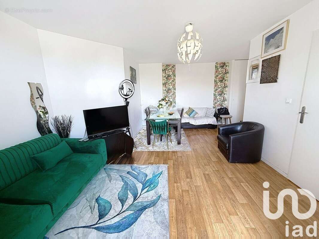 Photo 8 - Appartement à CORBEIL-ESSONNES