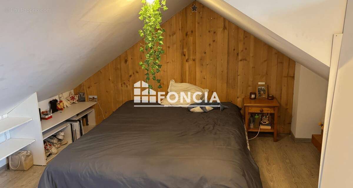 Maison à CHATELLERAULT