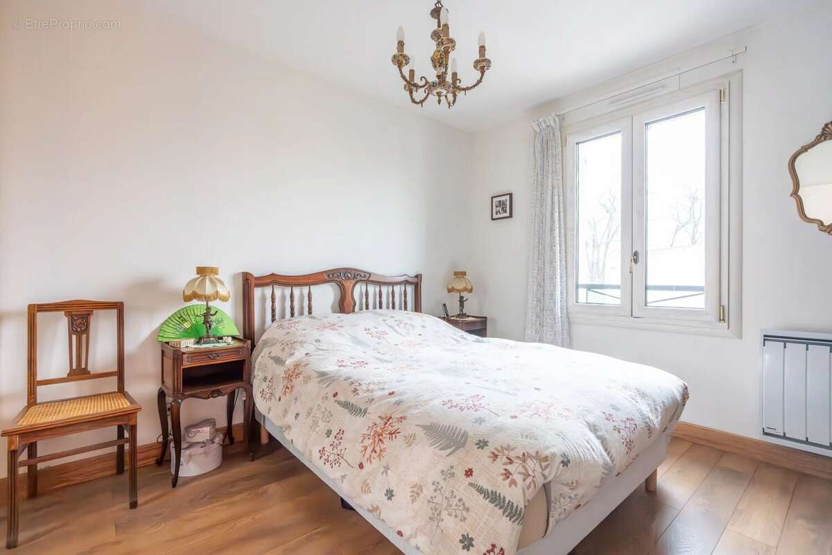 Maison à BRY-SUR-MARNE