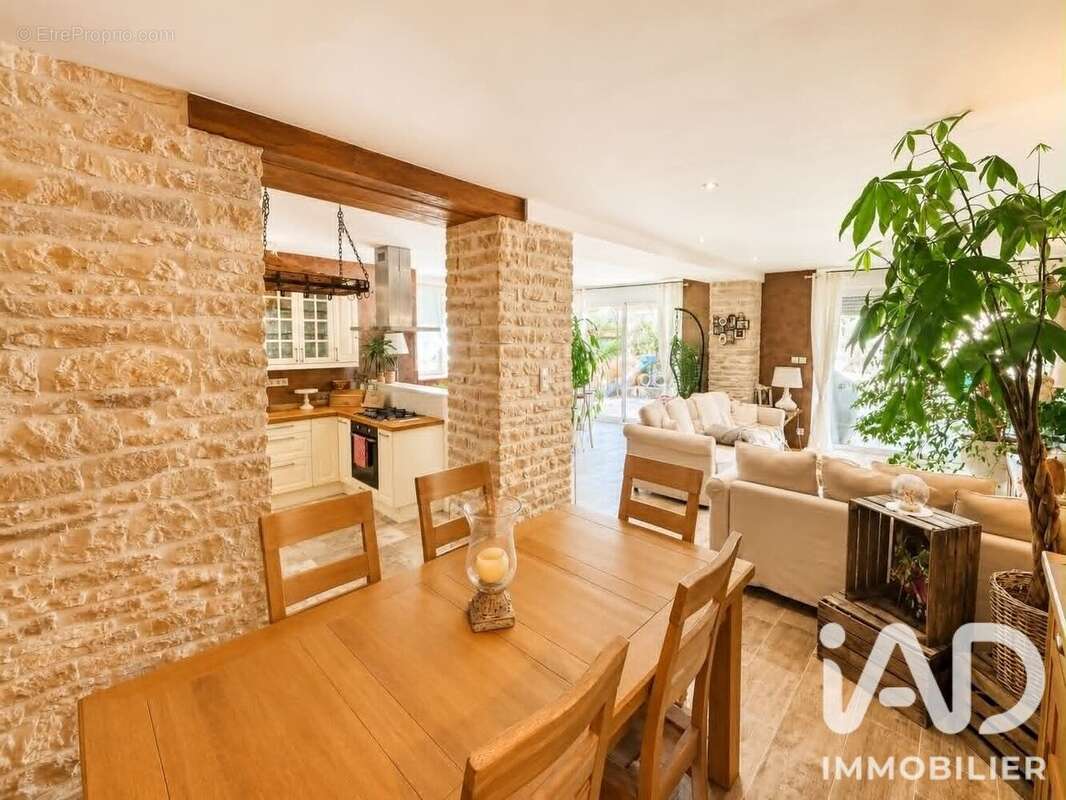 Maison 190 m² à Cusey  - photo 5