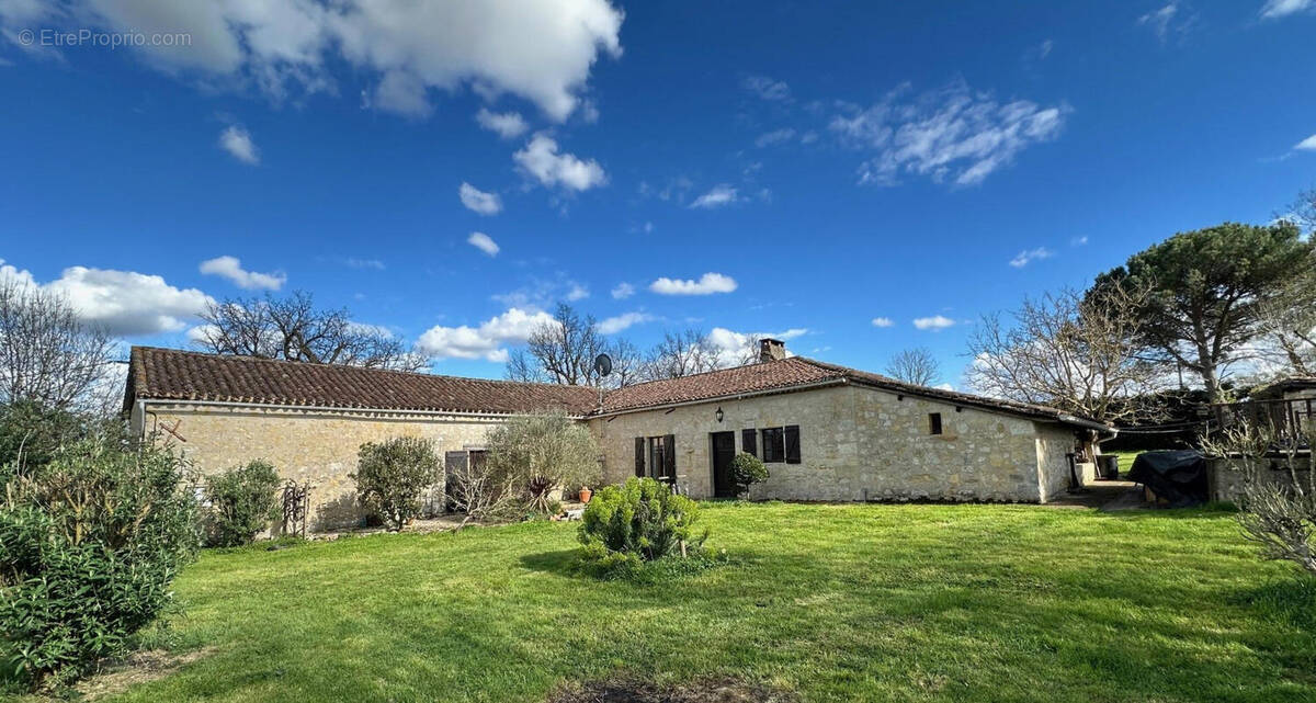 Fleurance plain-pied en pierre avec garage - Maison à FLEURANCE