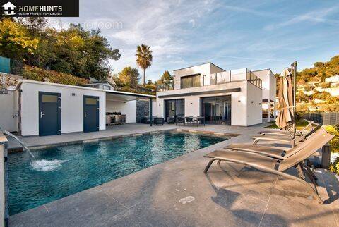 Maison à TOURRETTES