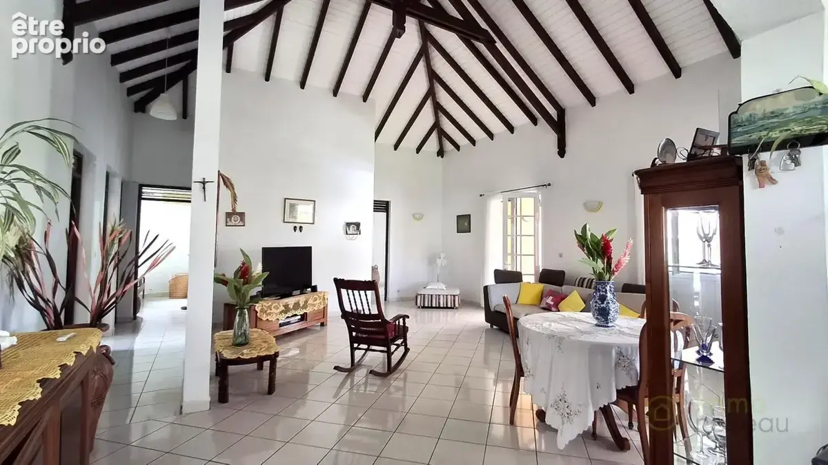 Maison 8 pièces 170 m² à vendre à Goyave (97128) - photo 5