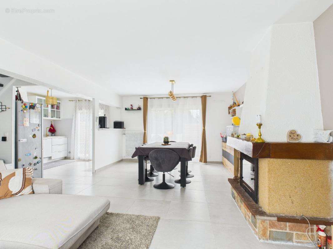 Maison à BRUYERES-SUR-OISE