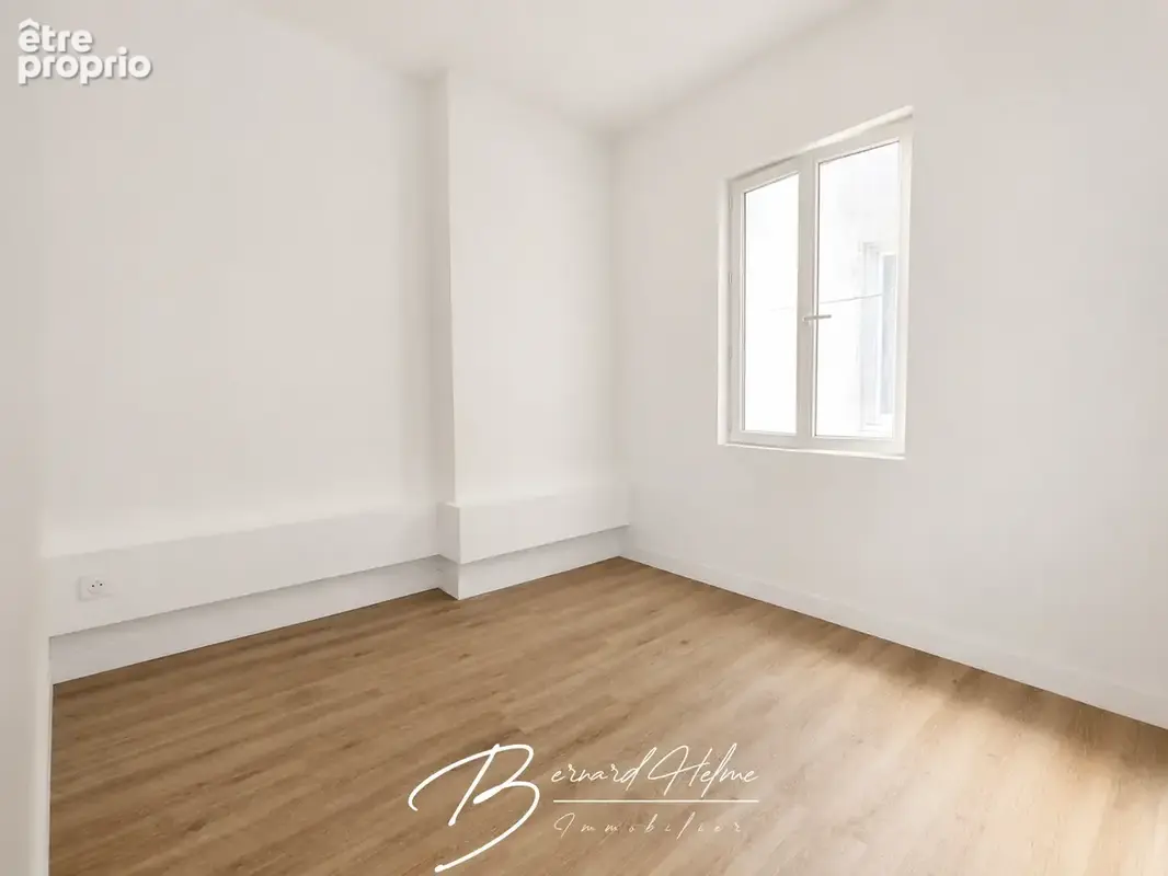 Appartement 1/2 pieces - 27,62m2 lc - lumineux - etage eleve - balcon - 13004 marseille - photo 5