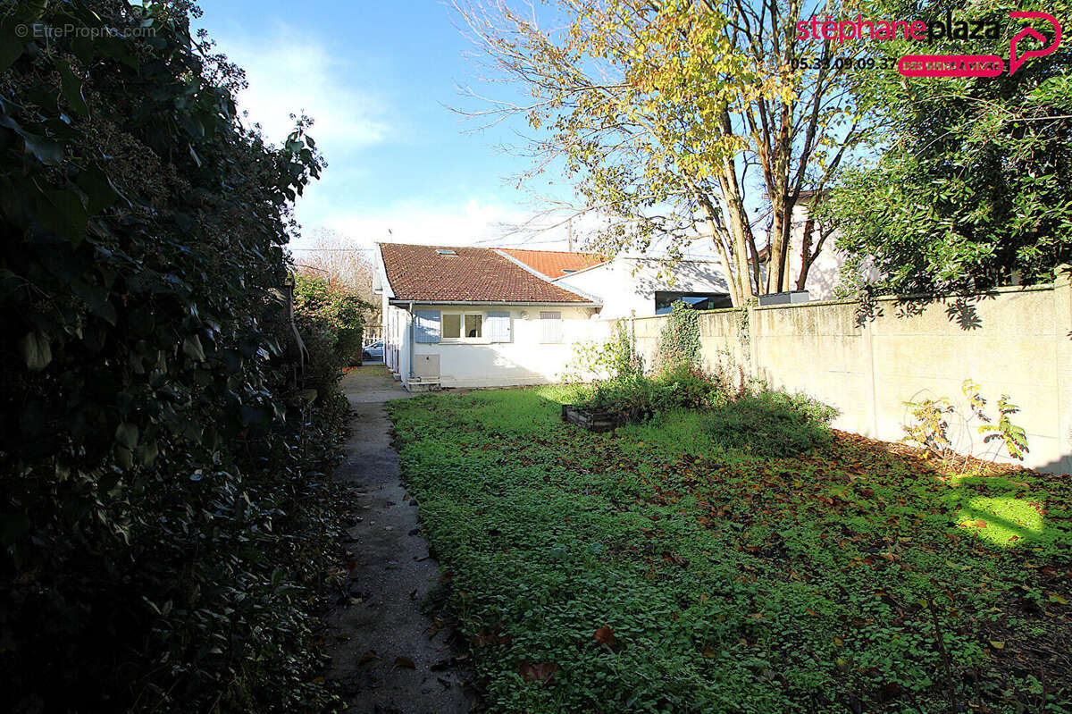 Maison à VILLENAVE-D'ORNON