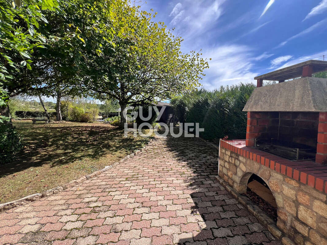 Maison à TOULON-SUR-ARROUX