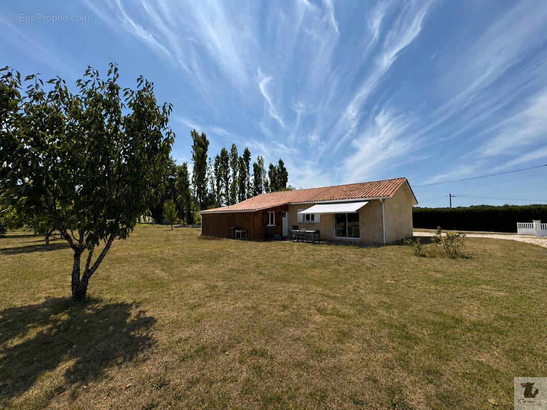 Maison à SAINT-AGNE