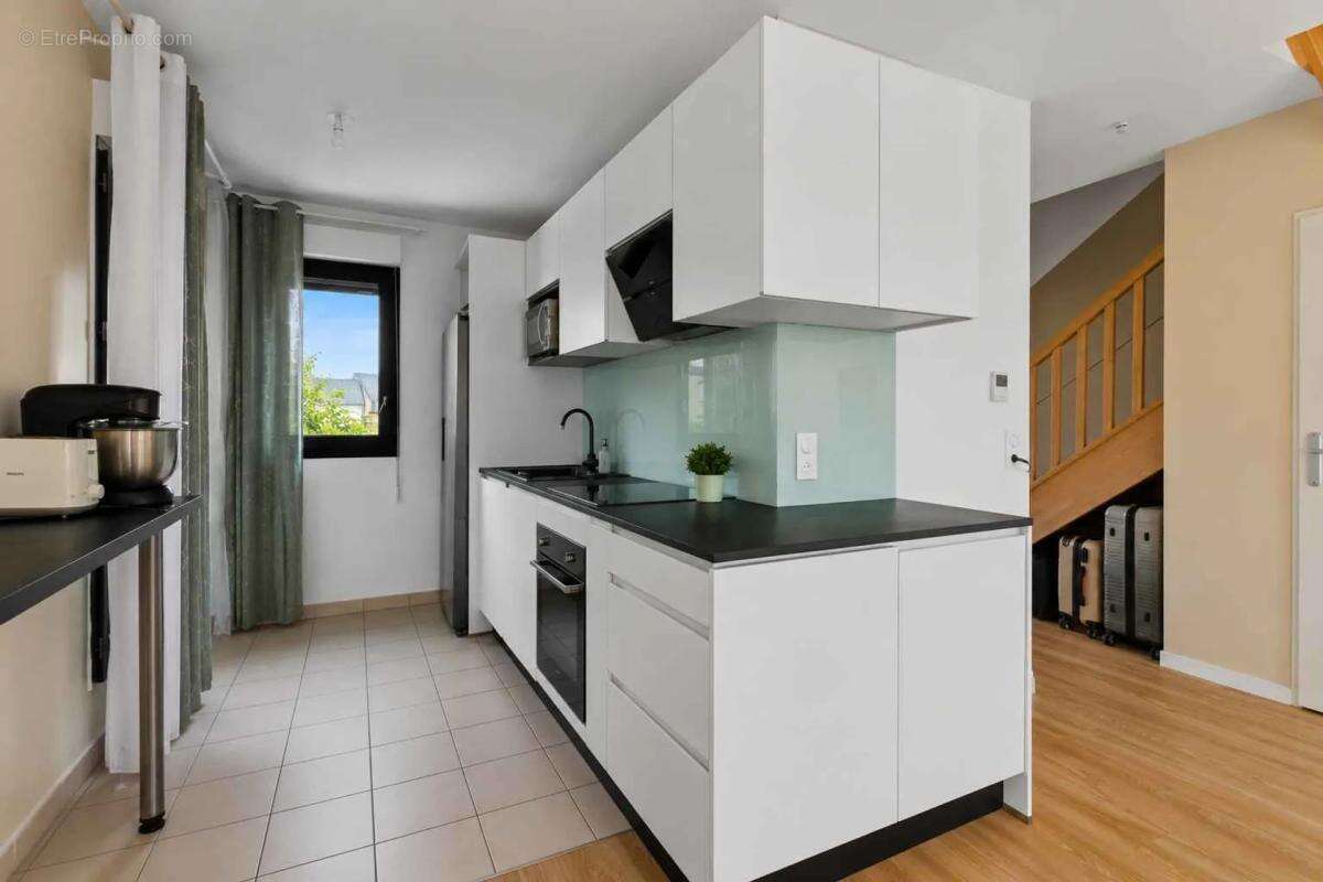 Appartement à BUSSY-SAINT-GEORGES