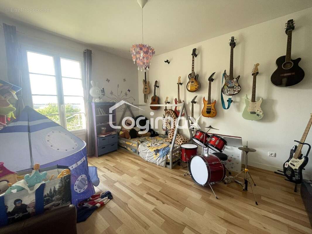 Maison à SAINT-SAUVEUR-D&#039;AUNIS