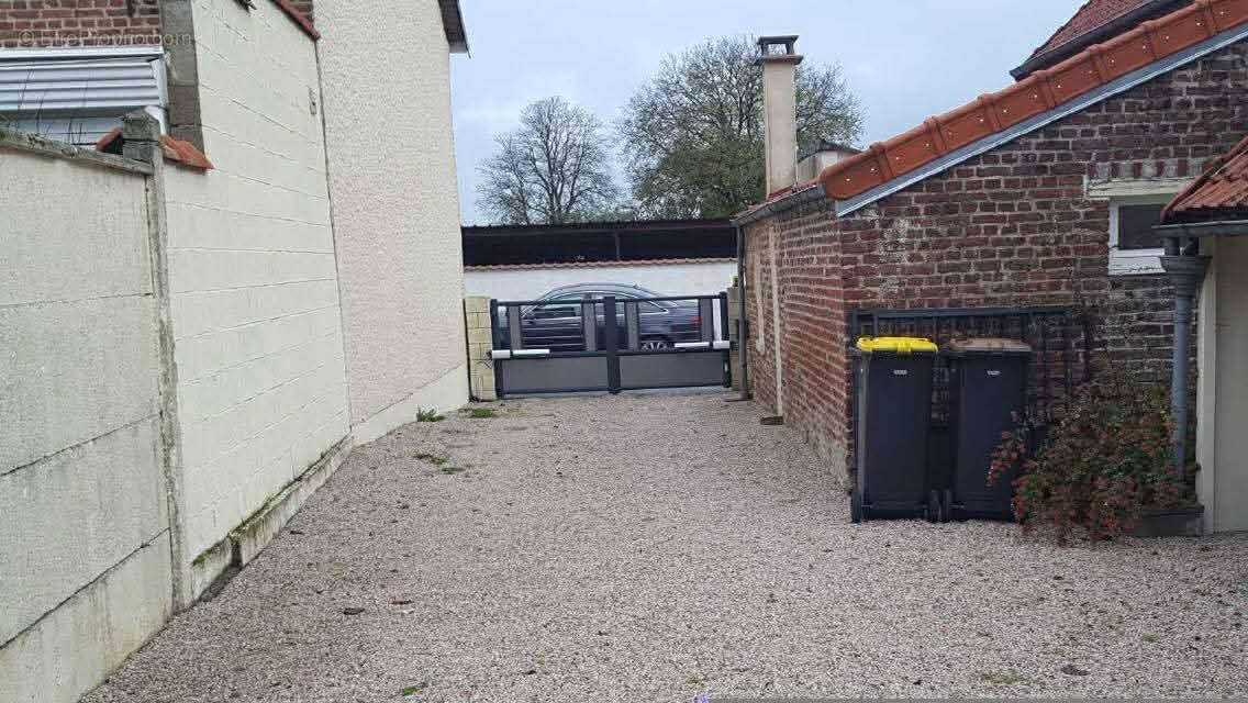 Maison à VAUX-ANDIGNY