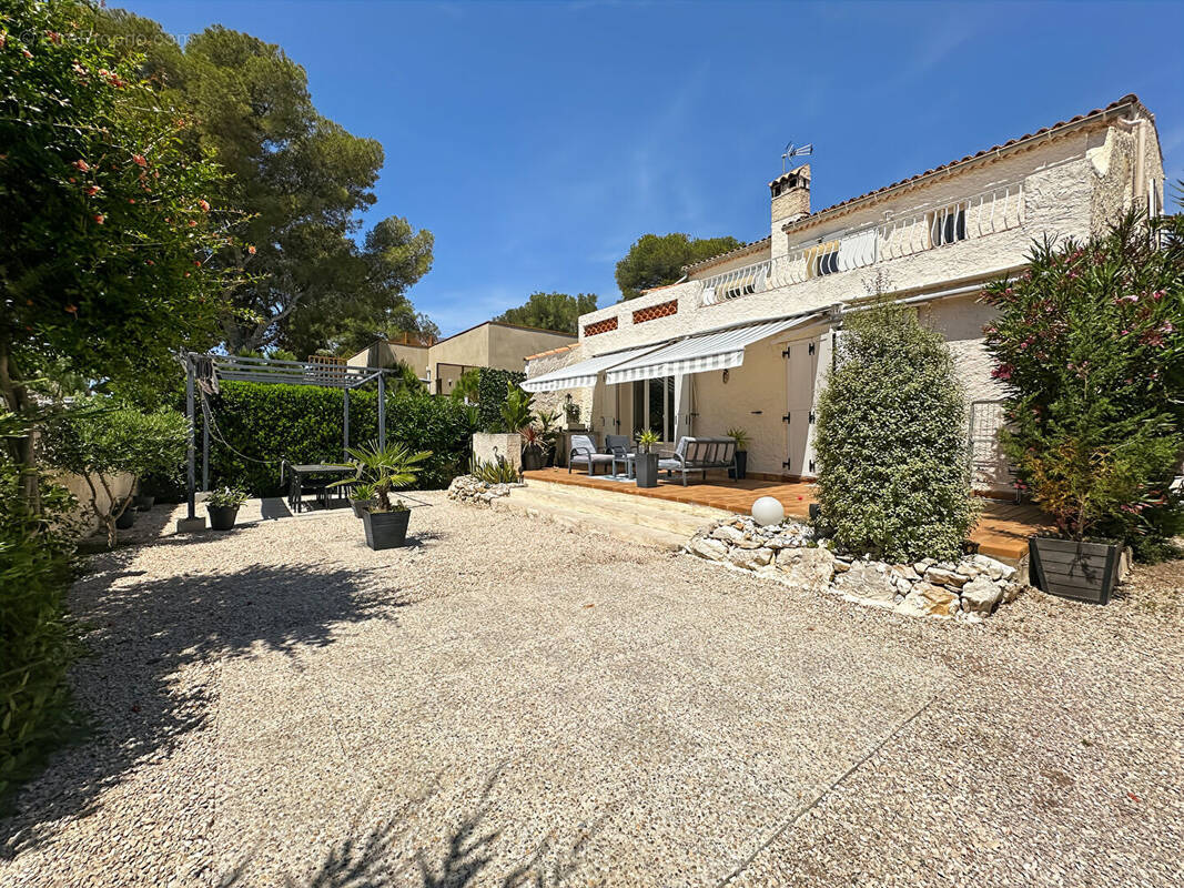 Maison à SAUSSET-LES-PINS