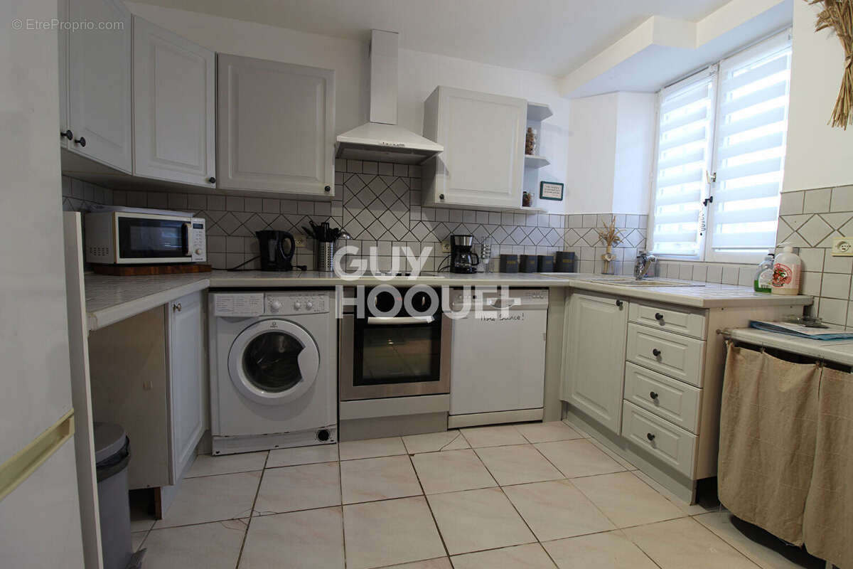 Maison à CHEVRY-COSSIGNY