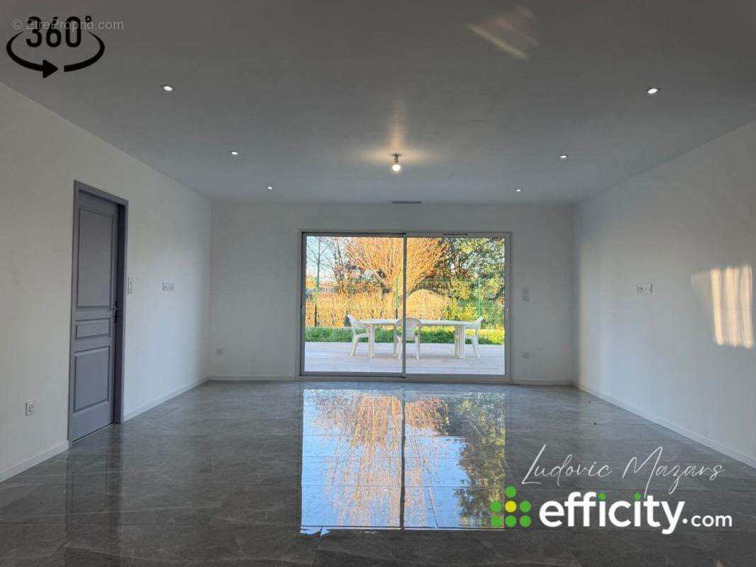 Maison à CASTELSARRASIN