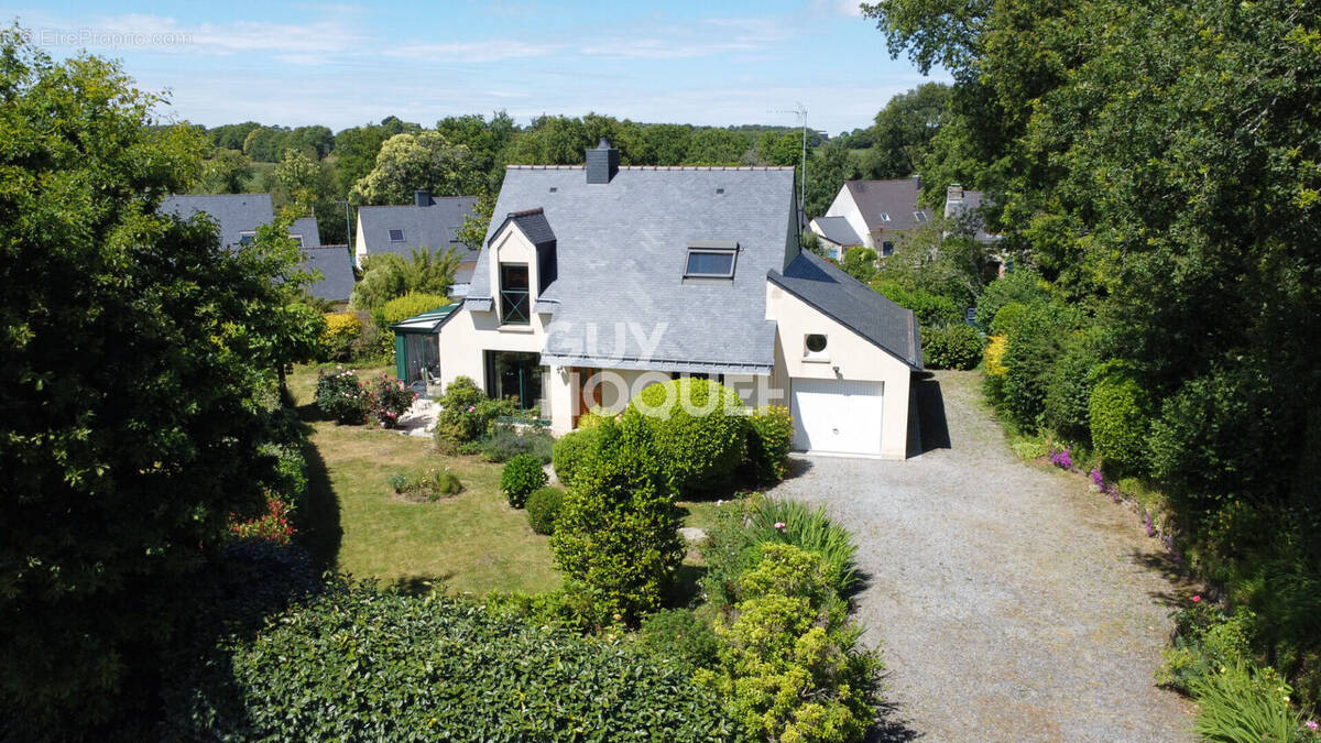 Maison à LA VRAIE-CROIX