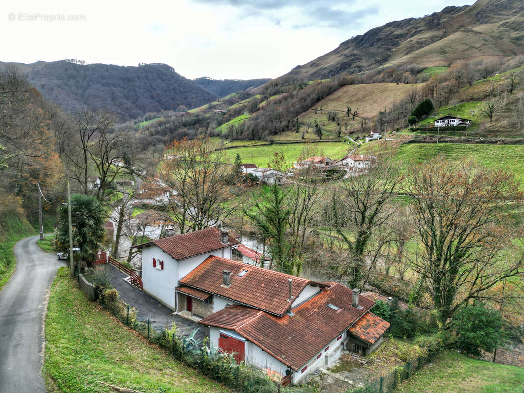 Maison à SAINT-JEAN-PIED-DE-PORT