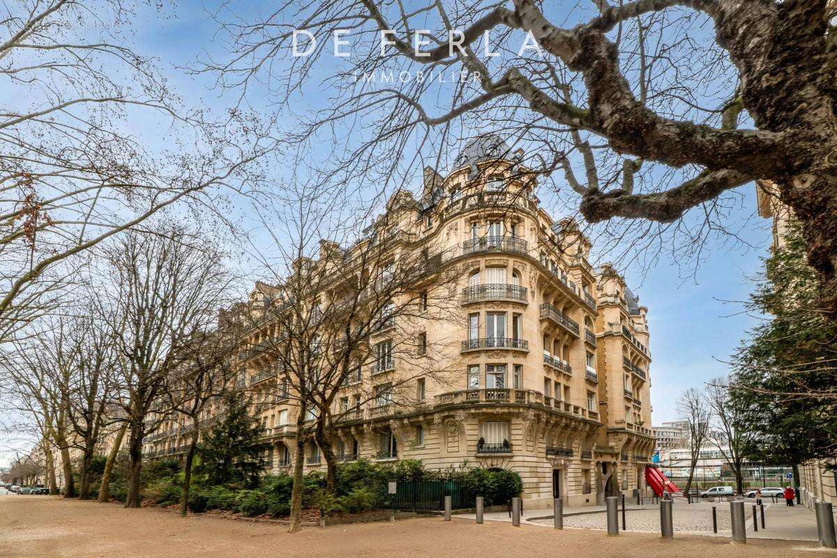 Appartement à PARIS-7E