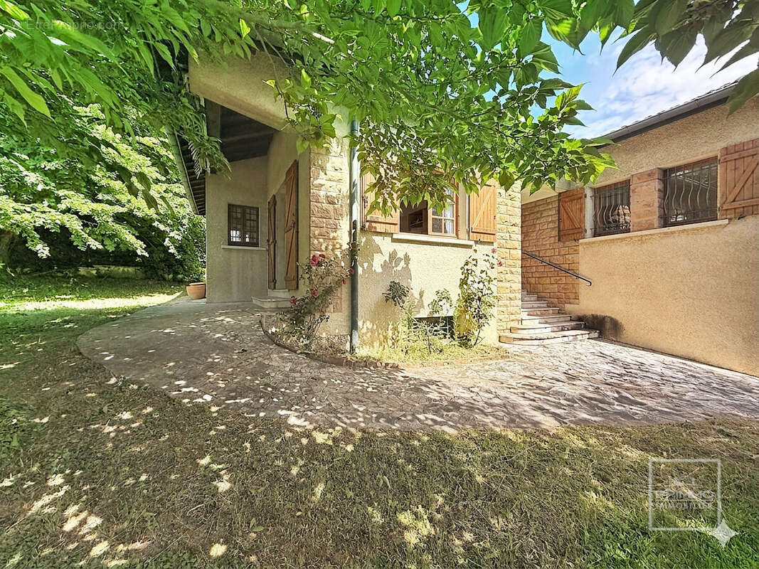 Maison à SAINT-DIDIER-AU-MONT-D'OR
