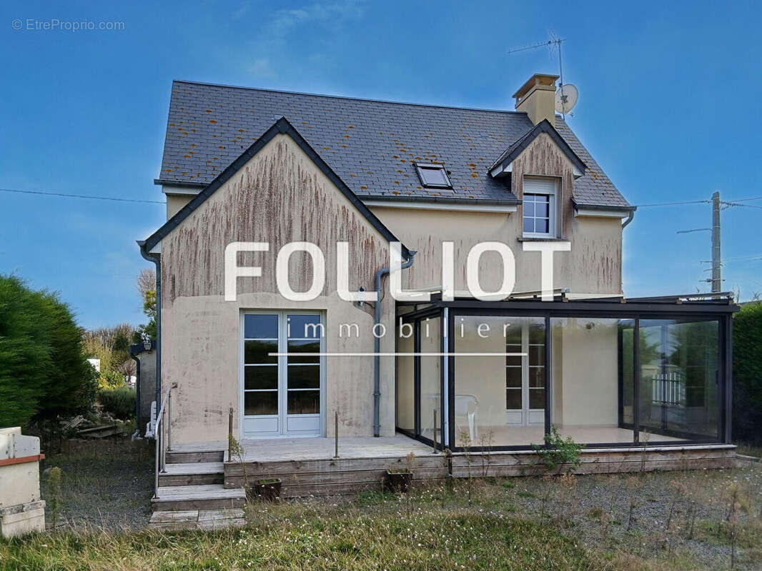 Maison à SAINT-GERMAIN-SUR-AY