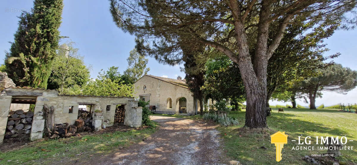 Maison à SAINT-FORT-SUR-GIRONDE