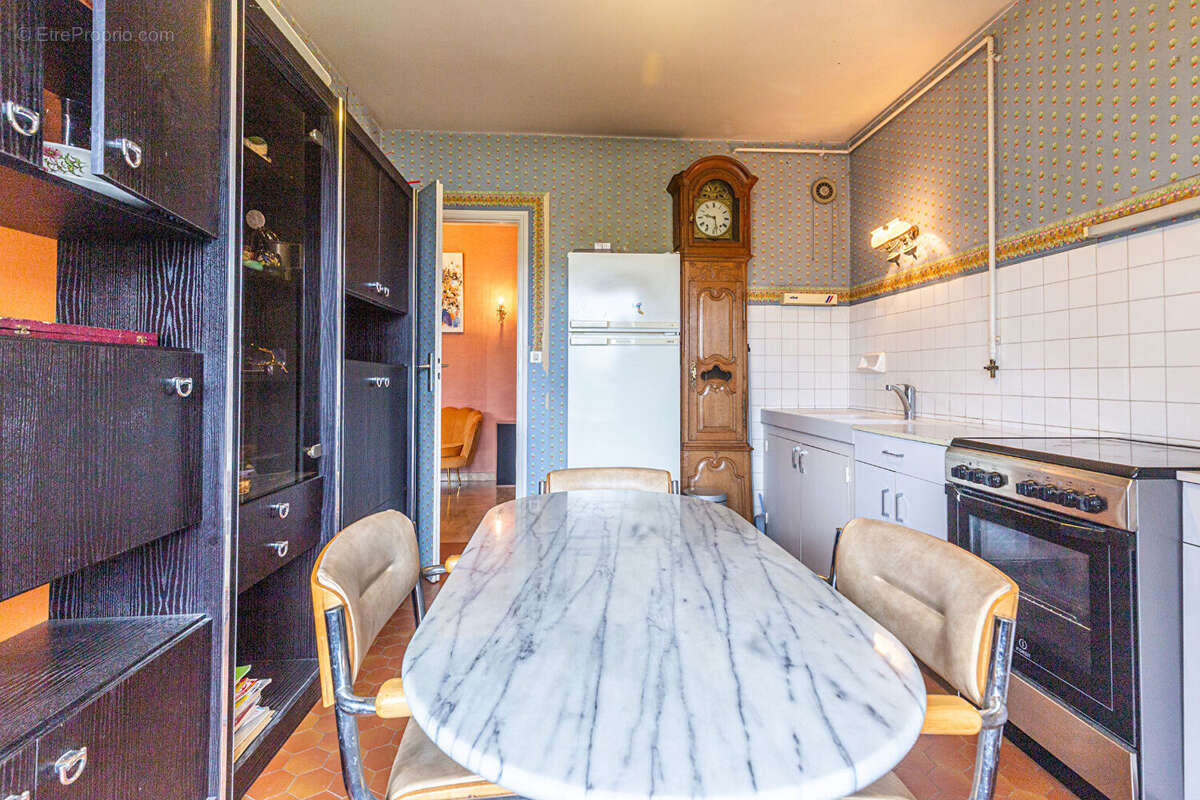 Agence immobiliere laforet - exclusivite - "lierre" - annecy / triangle d'or - appartement t3 de 83.85m² - terrasse - cave - pla - photo 7