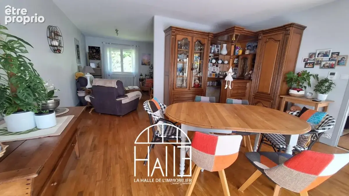 Maison 97 m² à Saint-Junien  - photo 4