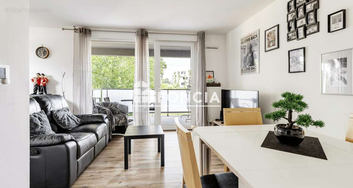 Appartement à LA MADELEINE