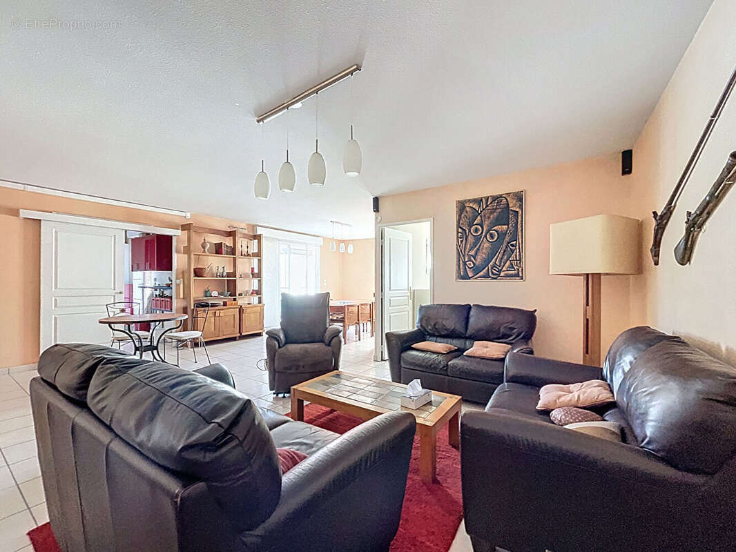 Appartement à BOURGOIN-JALLIEU
