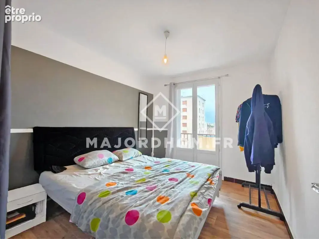 vente type 3 52m² calme ascenseur balcon traversant  13004 - photo 5
