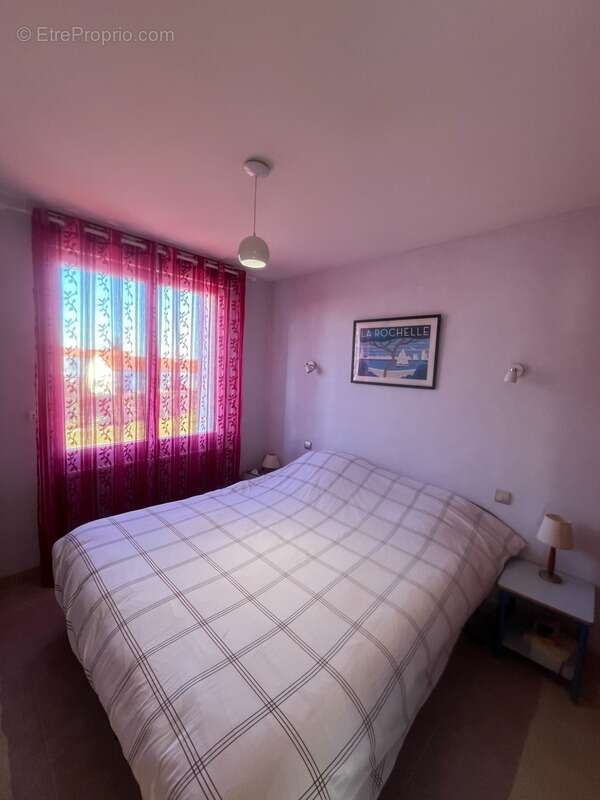 Maison à SAINT-JEAN-D'ANGELY