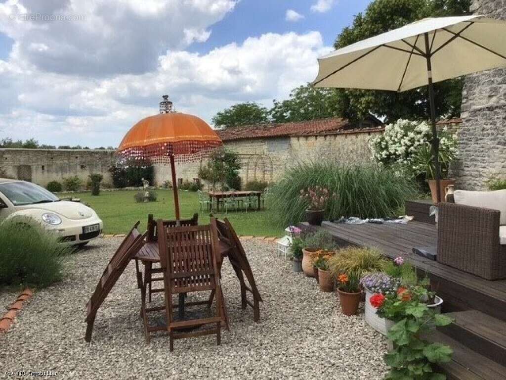 Magnifique Maison de Village 8 Minutes d'Aigre - photo 45