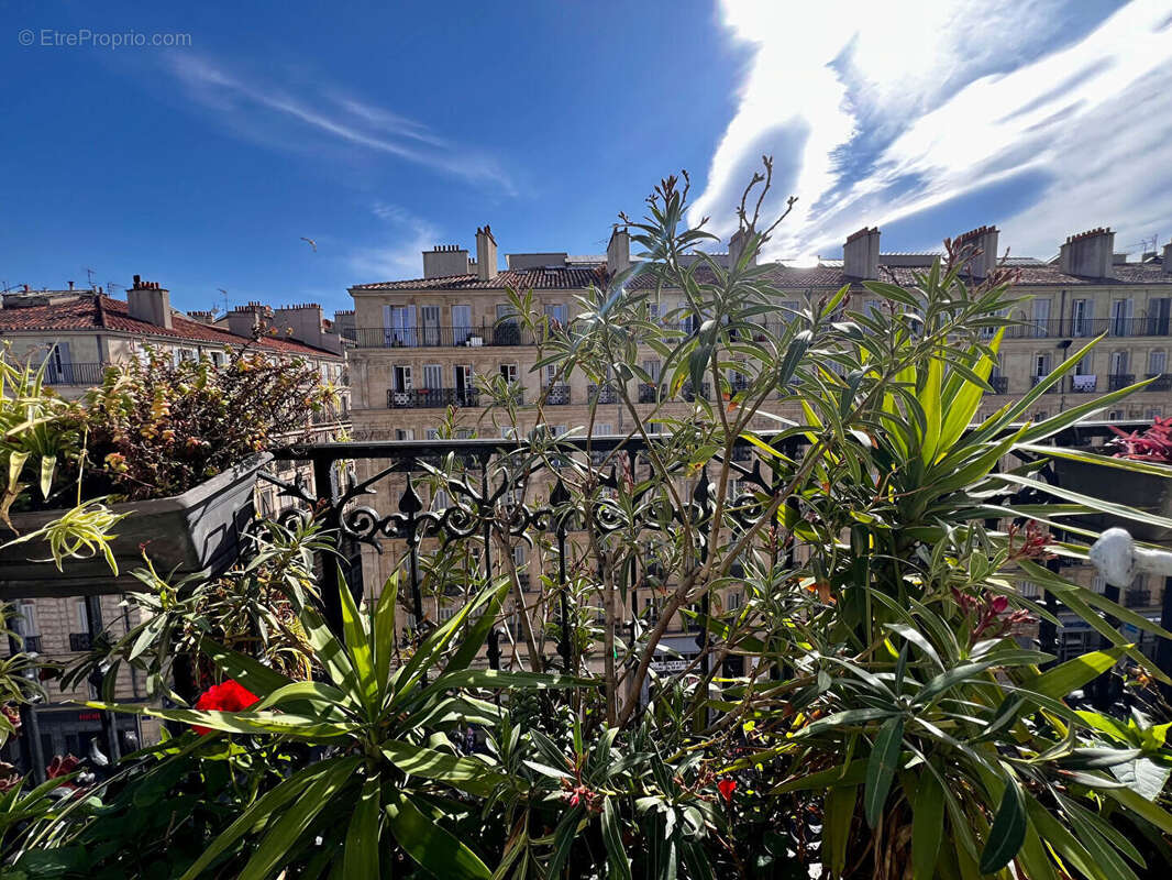 Appartement à MARSEILLE-2E