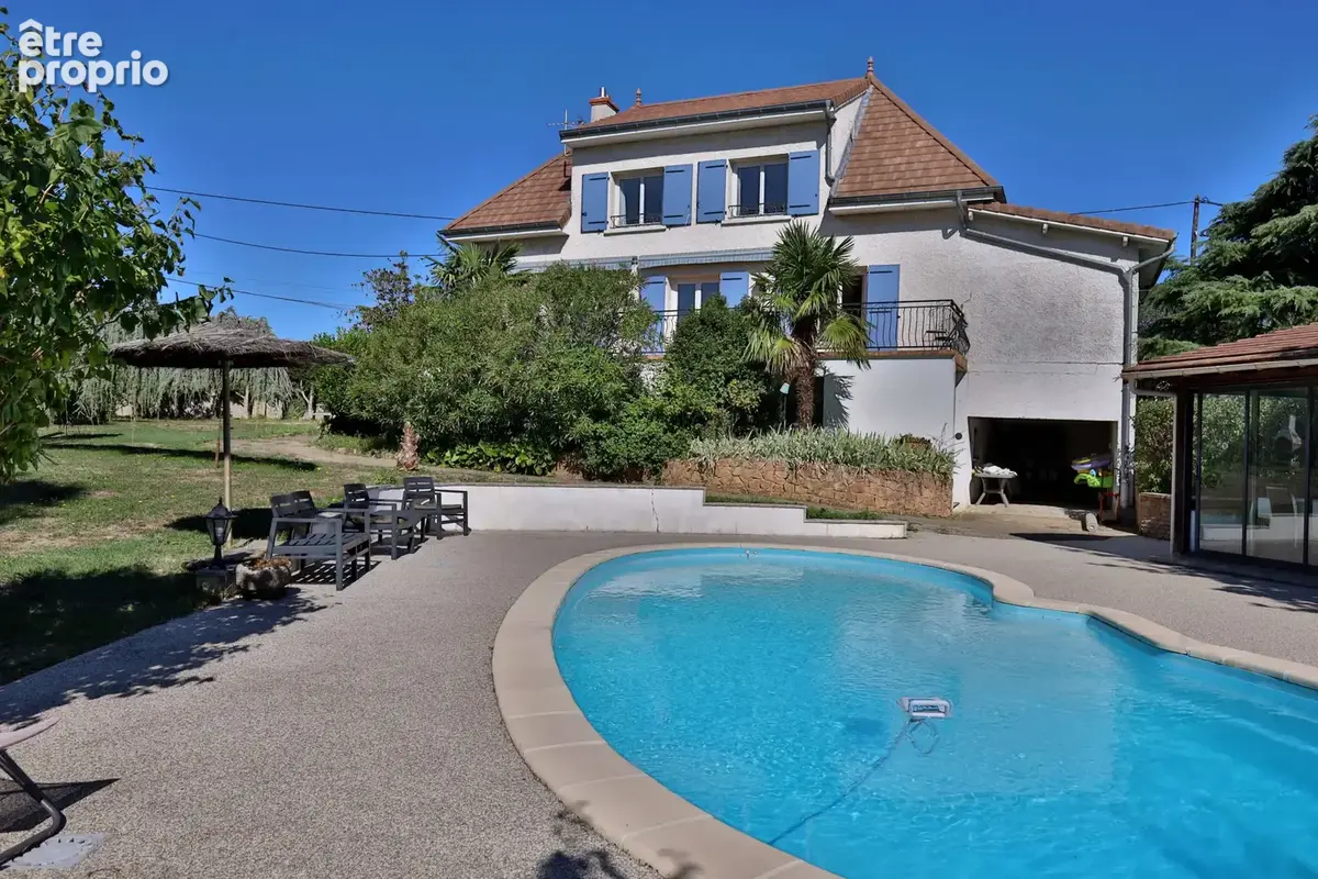 Maison Type 5 - 113,66 m2 habitables - Terrain 3018m2 - Piscine - photo 2