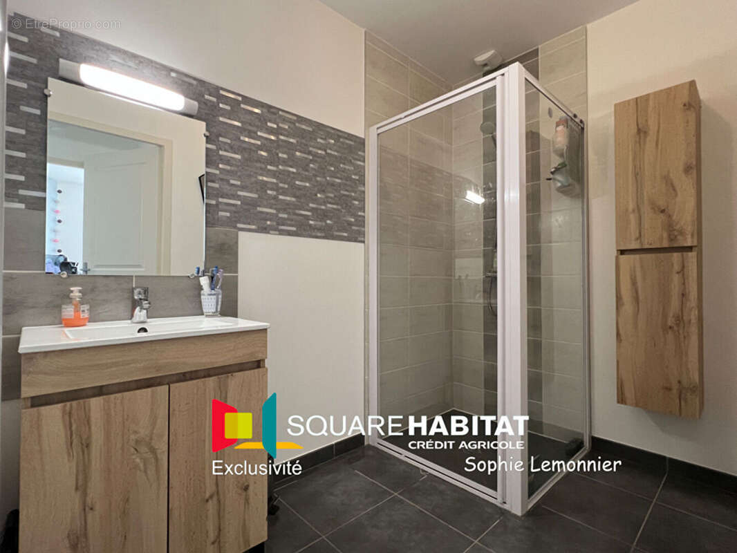 Maison à LA MEMBROLLE-SUR-LONGUENEE