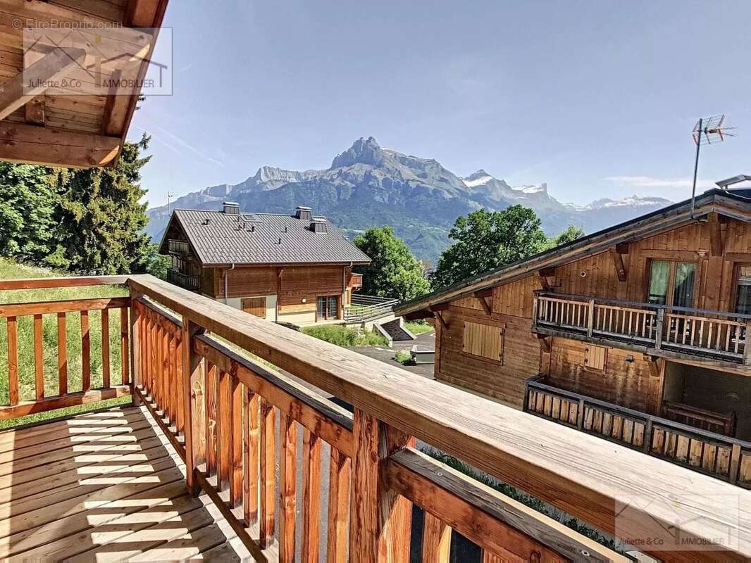 Appartement à COMBLOUX